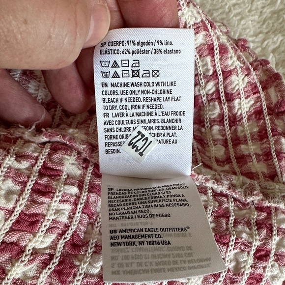 American Eagle Outfitters Red Gingham Adjustable Camisole Top Size Medium - Picture 9 of 9